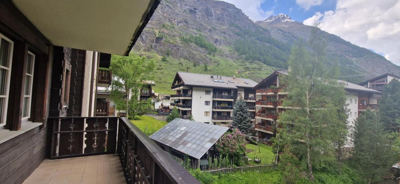 La Perle Apartments Zermatt Exteriör bild
